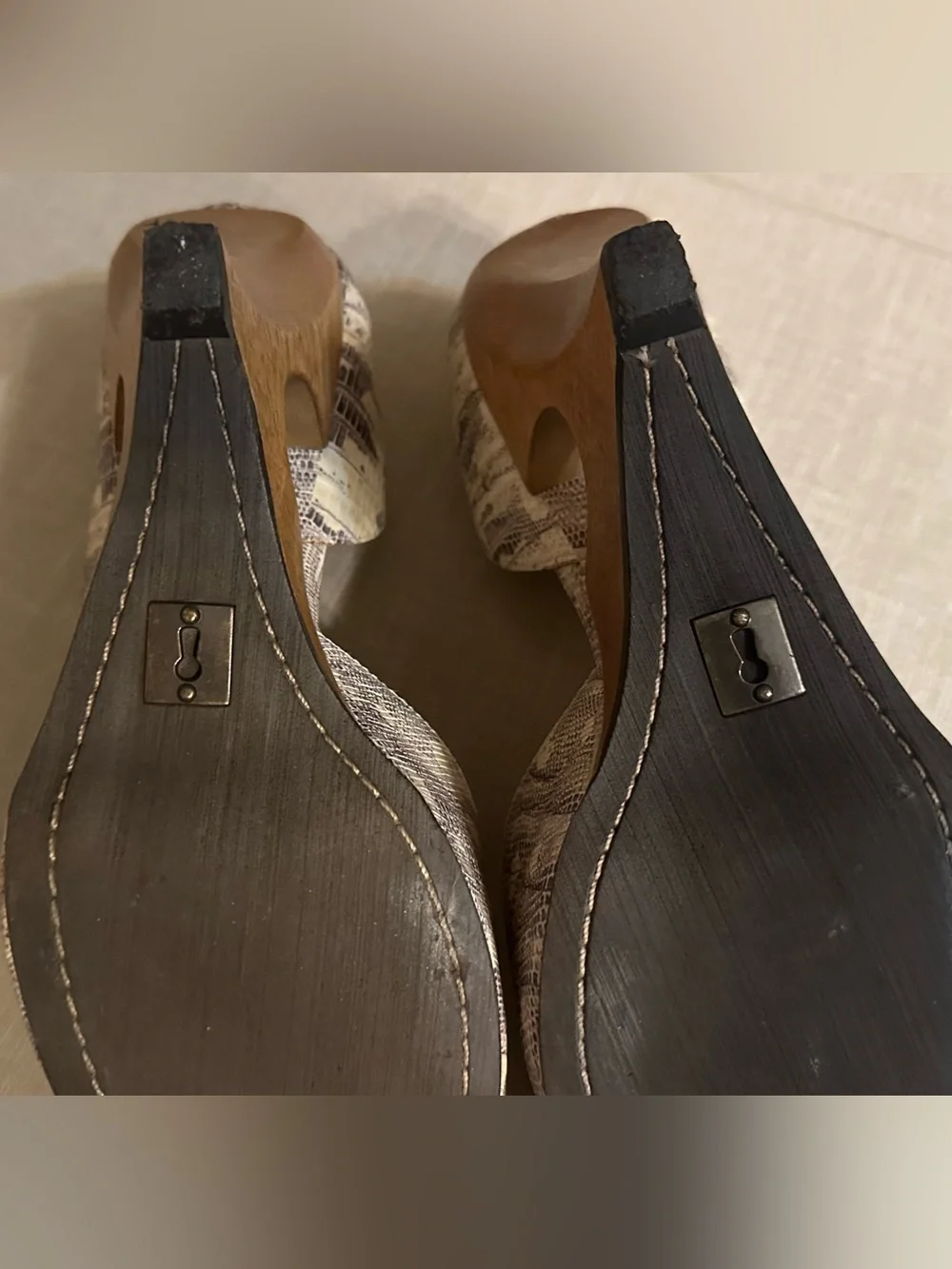 Anthropologie Schuler & Sons Wedge Heels 9.5 Lizard Print Cutout Pumps